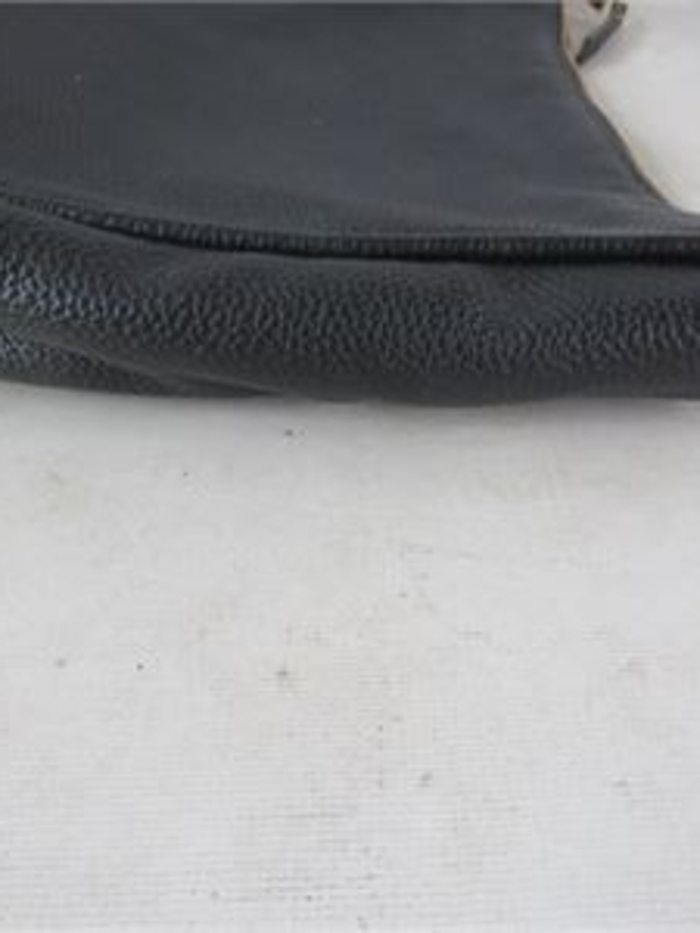 Marc Jacobs Black Pebbled Leather Shoulder Bag - Picture 6 of 13